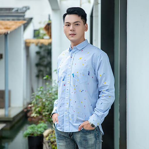 男士藍(lán)色波點(diǎn)襯衫